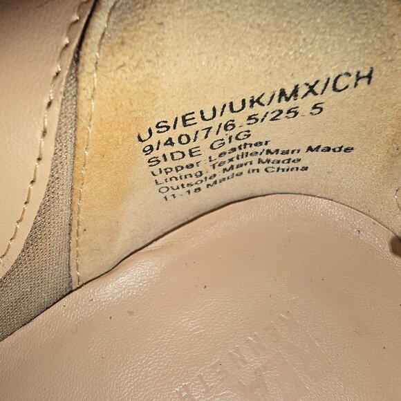 Women's Ankle Boot Suede Leather with Floral Reaction by Kenneth Cole Size 9 - Picture 6 of 9